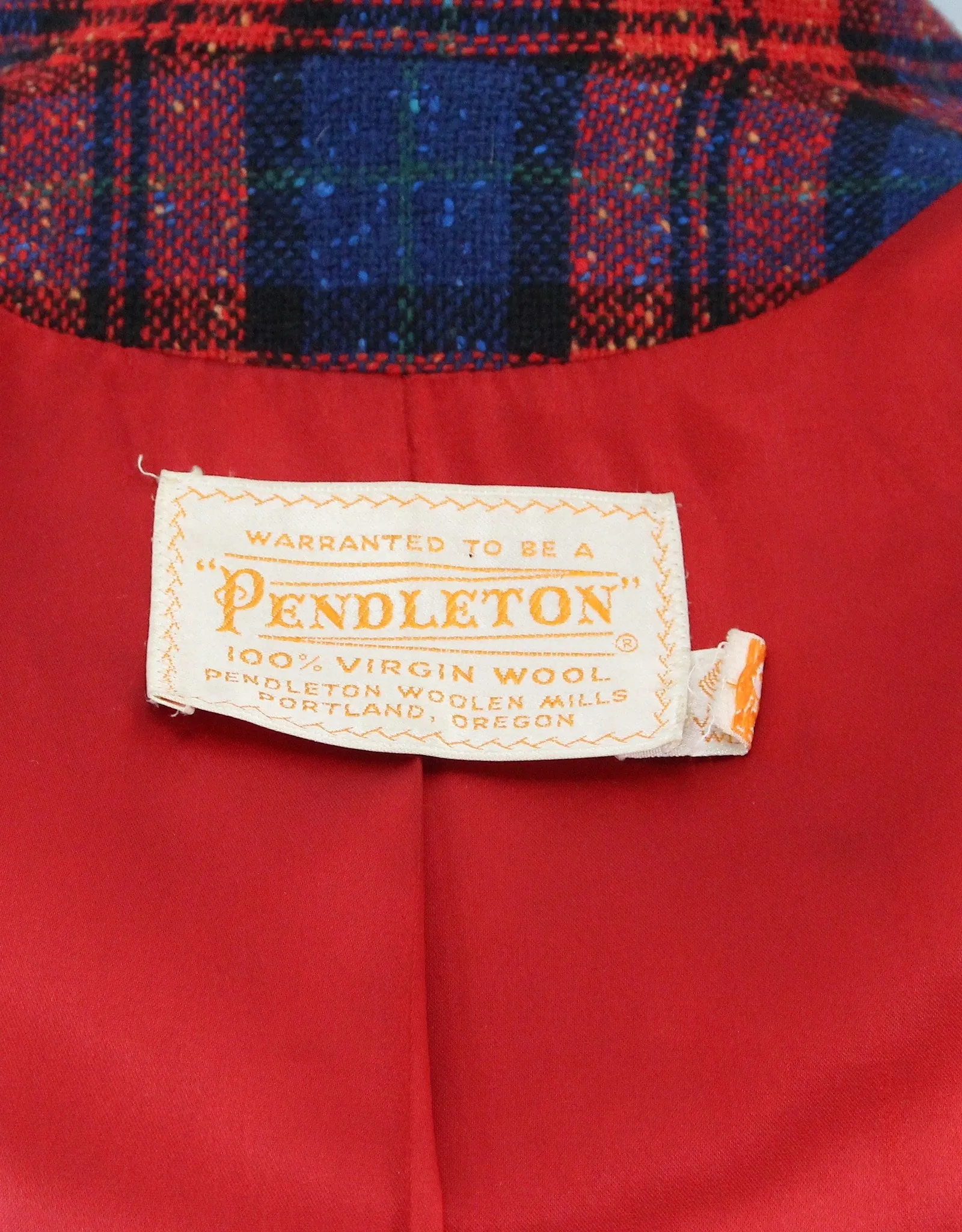 1960s Vintage Pendleton Wool Coat / Red & Blue Tartan Plaid