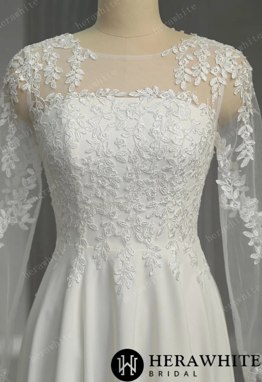 Illusion Lace Long Sleeves Tulle Short Wedding Dress