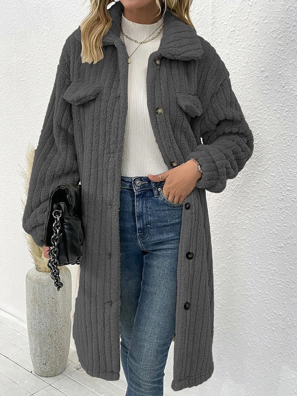 Plush lapel long sleeve long coat